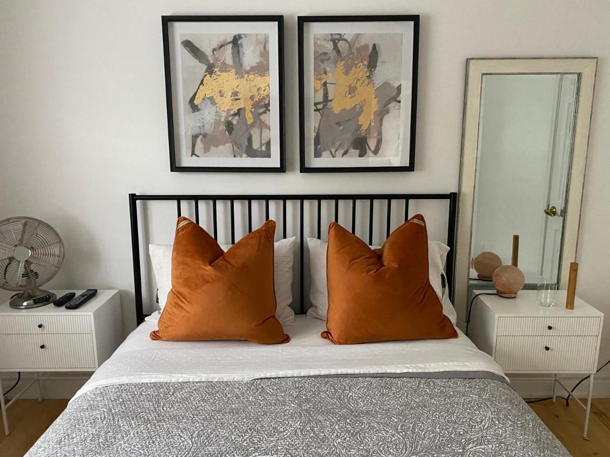 Clearbrooke Gem- Bright Private Bedroom Close To Yyz Toronto Esterno foto