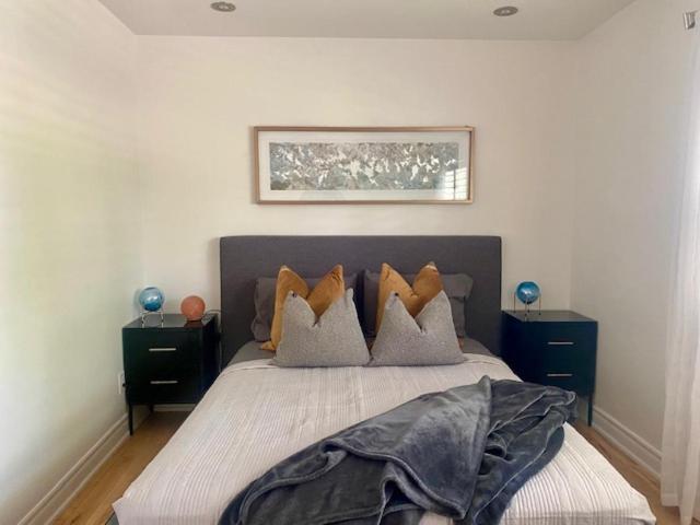 Clearbrooke Gem- Bright Private Bedroom Close To Yyz Toronto Esterno foto